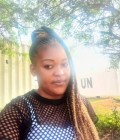 Dating Woman Cameroon to YaoundéV : Marquise, 32 years